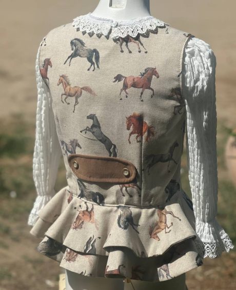 Chalequillo Niña Caballos