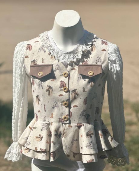 Chalequillo Niña Caballos Camel