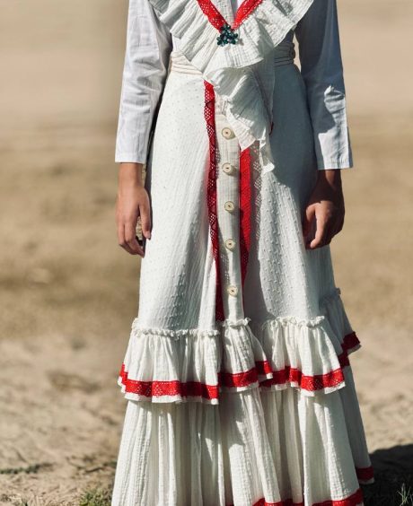 Falda de Capa Blanca